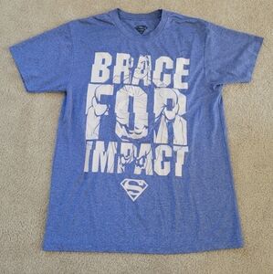 Dc Superman men's medium shirt 100% polyester Preowned